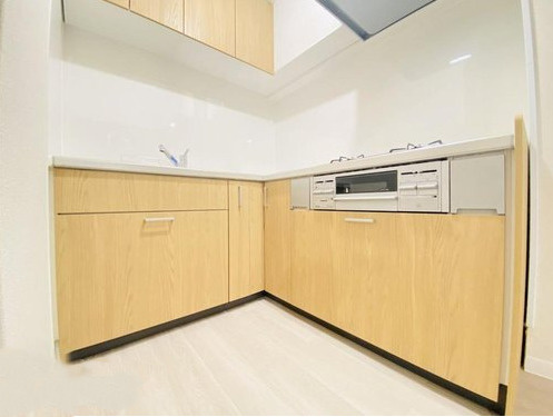 クローバーハイツ森小路２号棟　3階のキッチン