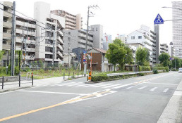 大阪市城東区新喜多1丁目　土地の前面道路含む現地写真
