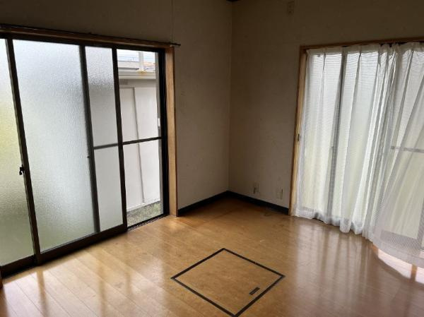 【居間・リビング】