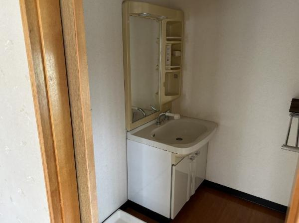 【洗面所】