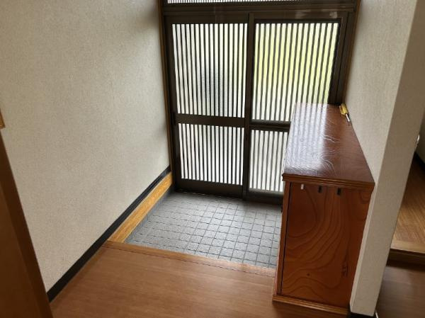 【玄関】