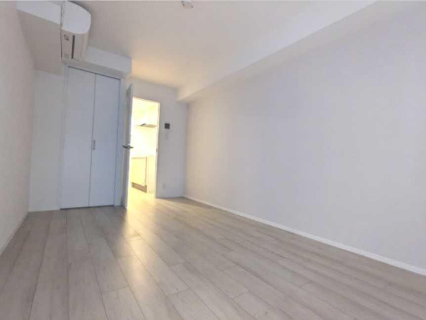 エルファーロ三軒茶屋Ⅱ　築浅　ペット相談　駅近の居間・リビング