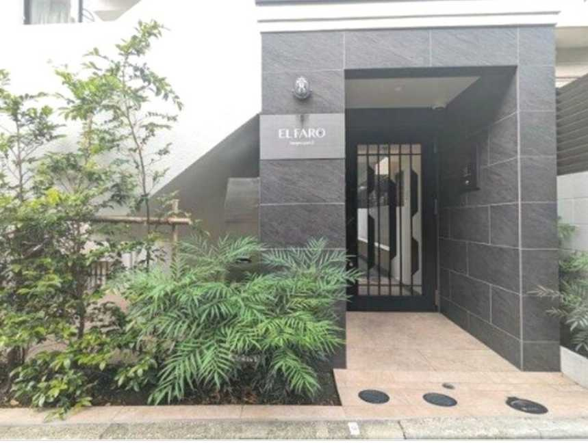 エルファーロ三軒茶屋Ⅱ　築浅　ペット相談　駅近のエントランス