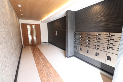 【ロビー】 | S-MOVE大阪鶴見