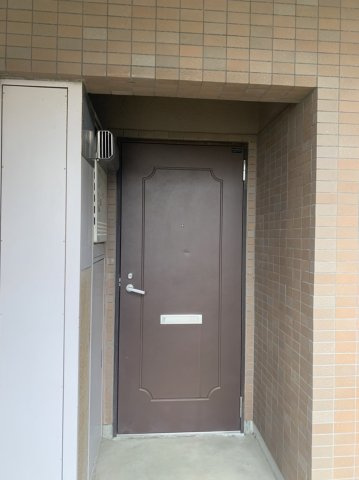 サンビューハイムの玄関|落着いた雰囲気の玄関です。