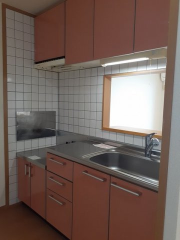 ロイヤルパ－ク岬   刈谷市近郊の賃貸はクラスホーム刈谷店のキッチン|きれいなキッチンです