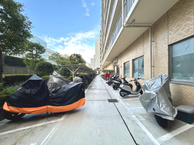 【駐車場】 | ライオンズマンション東陽町第3 | 【バイク置場】最新の空き状況や費用などの詳細は担当スタッフまでお問い合わせください。