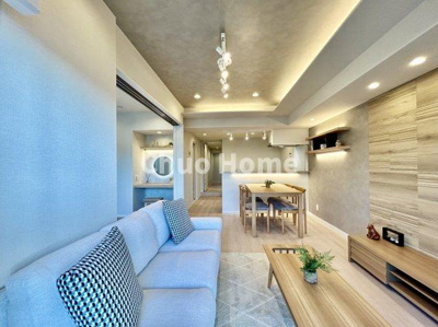 【居間・リビング】 | ライオンズマンション東陽町第3 | 【居間・リビング】「ＬＤＫは家族団らんをデザイン」広いＬＤＫでは家族が集まり一緒の時間を過ごせる工夫がされております。何気ない一日の当たり前のひとコマがいつか一生の宝物になります