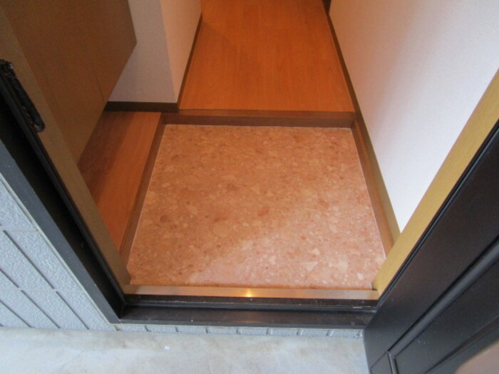 グローヴ Ⅰの玄関