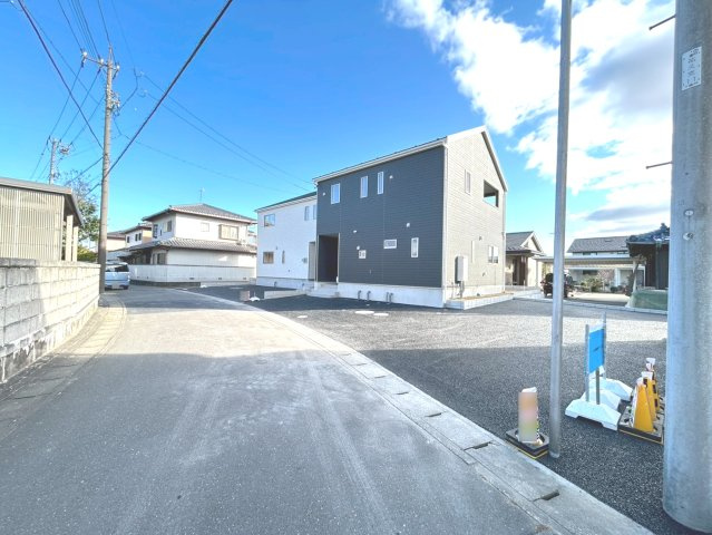 クワイエ　一宮市祐久第1　全2区画分譲の前面道路含む現地写真|■前面道路　■ヤマダ不動産　株式会社リライフ　
■夢のマイホーム購入をフルサポートします！