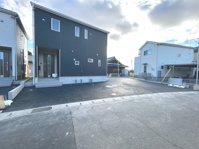 クワイエ　一宮市祐久第1　全2区画分譲の駐車場|■駐車場　■ヤマダ不動産　株式会社リライフ　
■夢のマイホーム購入をフルサポートします！