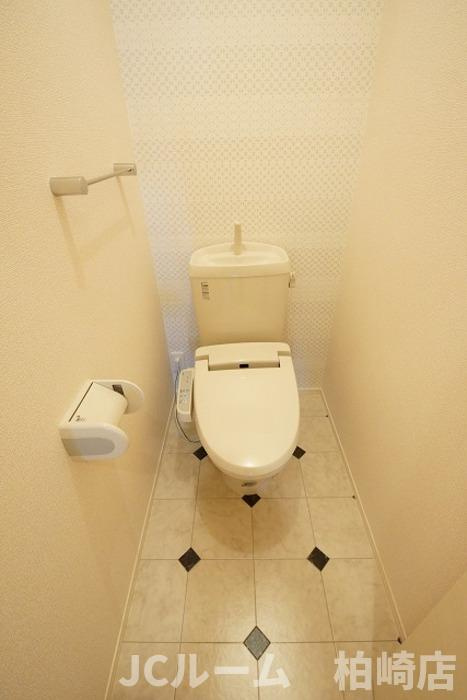 柏崎市田中のアパートのトイレ