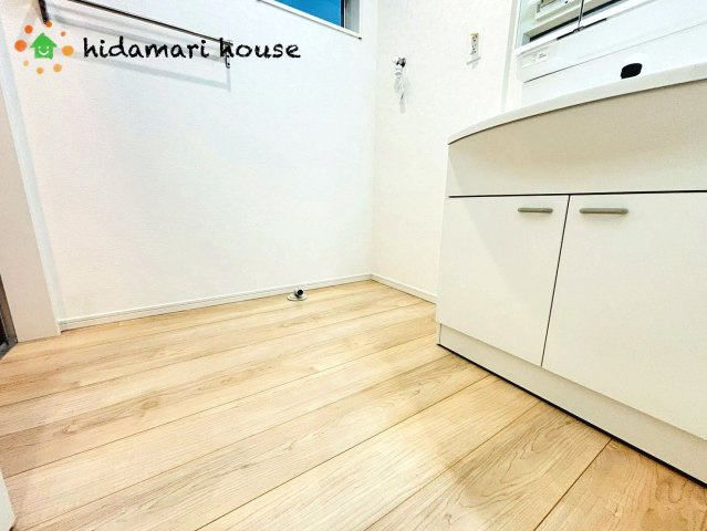 上尾市大谷本郷第8　新築戸建　クレイドル04の脱衣所