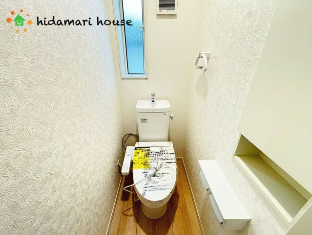 上尾市大谷本郷第8　新築戸建　クレイドル04のトイレ