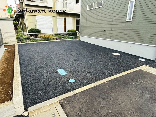 上尾市大谷本郷第8　新築戸建　クレイドル04の駐車場