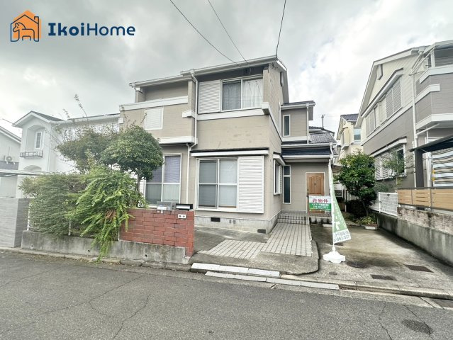 神戸市西区竹の台5丁目　中古戸建の駐車場|●資料・カタログのご請求無料●　竹の台小学校までは徒歩7分、西神中学校までは徒歩3分。