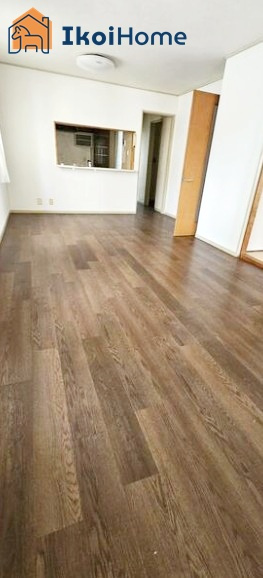 神戸市西区竹の台5丁目　中古戸建の居間・リビング|●年中無休：当日予約可●リビングは長方形で家具を配置しやすい間取りになっています。								
