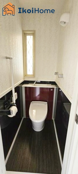 神戸市西区竹の台5丁目　中古戸建のトイレ|●年中無休：当日予約可●トイレが2か所あるので夜中も楽ちん。朝方のトイレ渋滞もなくなります。			