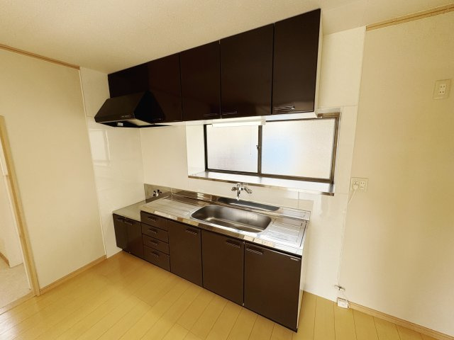 西本貸家のキッチン