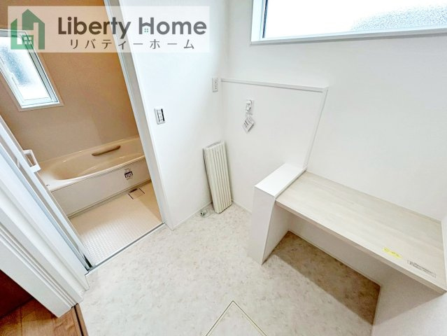 阿見町うずら野Ⅱ　新築戸建　2号棟の脱衣所