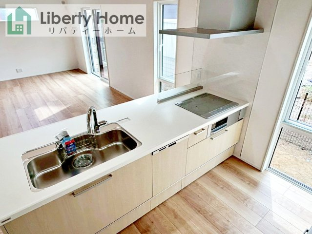 阿見町うずら野Ⅱ　新築戸建　2号棟のキッチン