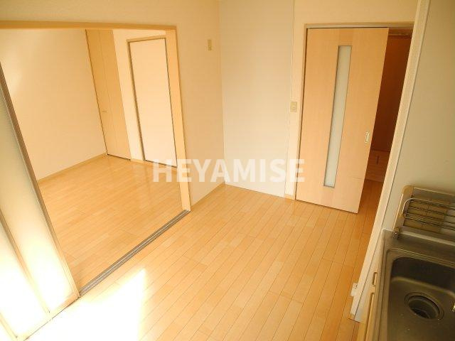 ラヴニーナのその他