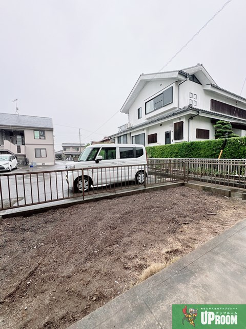 コーポ金井戸 北棟の庭