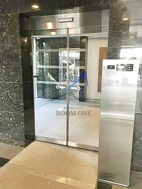 ジェノヴィア高田馬場のエントランス|エントランスです。