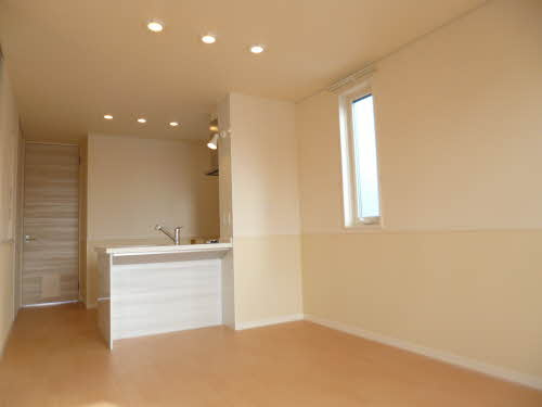 シャーメゾンｆａｍの居間・リビング