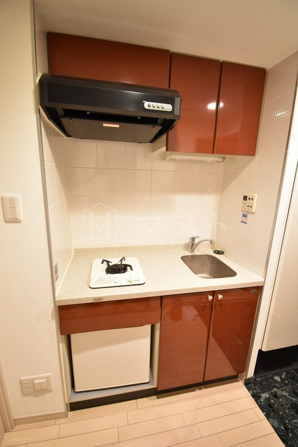 ジュネーゼグラン心斎橋東のキッチン