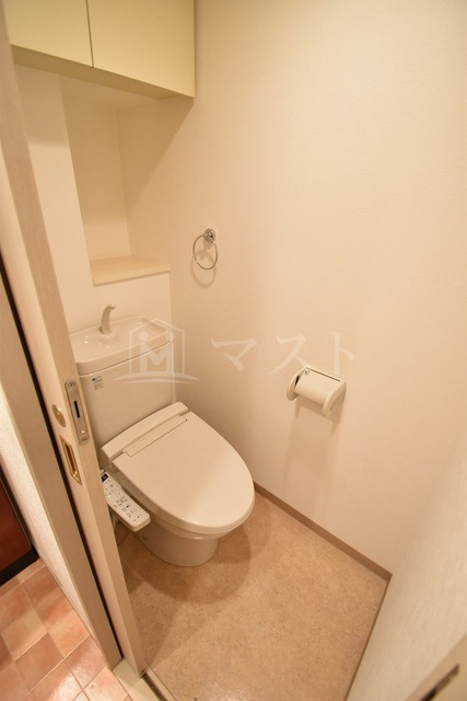 ジュネーゼグラン心斎橋東のトイレ