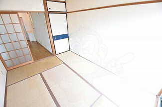 【和室】 | シティハイツ本町 | 和室ならではの温かな和の空間で寛ぎの時間を過ごせます