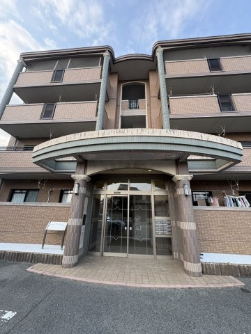 ルミエール合川の外観