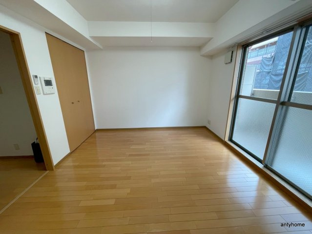 パウゼ大手前　仲介手数料無料の寝室