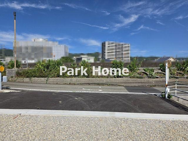 高知市愛宕町3丁目-建築条件付き-売土地の前面道路含む現地写真