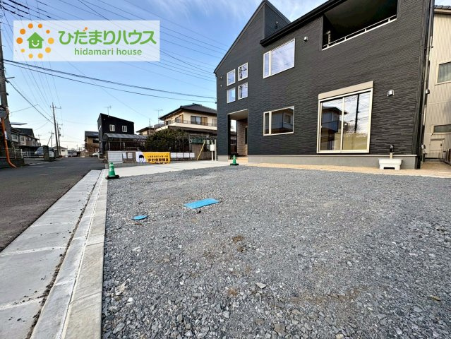 ひたちなか堀口第4　新築戸建　1号棟の駐車場|マイホームなら駐車場代がかかりません。しかも、自宅の駐車場で洗車ができます！今までコイン洗車に行っていた手間も省けて、節約にもつながります(^^♪