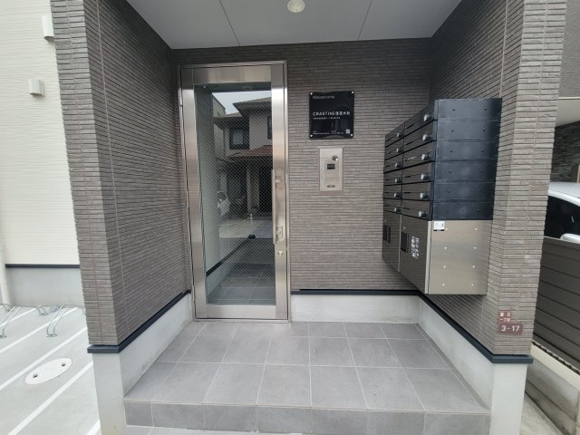 CRASTINE住吉大社のエントランス|ゆとりのあるエントランスです