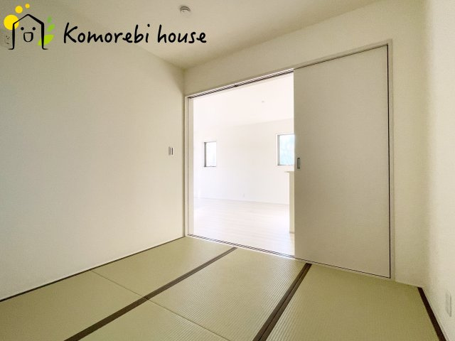 鴻巣市東　第4　新築一戸建て　リーブルガーデン　01の和室|趣のある和室です
