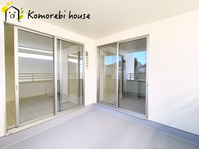 鴻巣市東　第4　新築一戸建て　リーブルガーデン　01のバルコニー|バルコニーがあります
