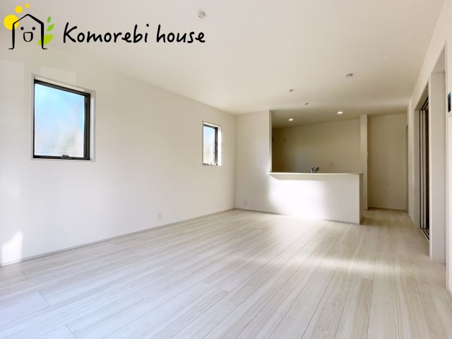 鴻巣市東　第4　新築一戸建て　リーブルガーデン　01の居間・リビング|居間です