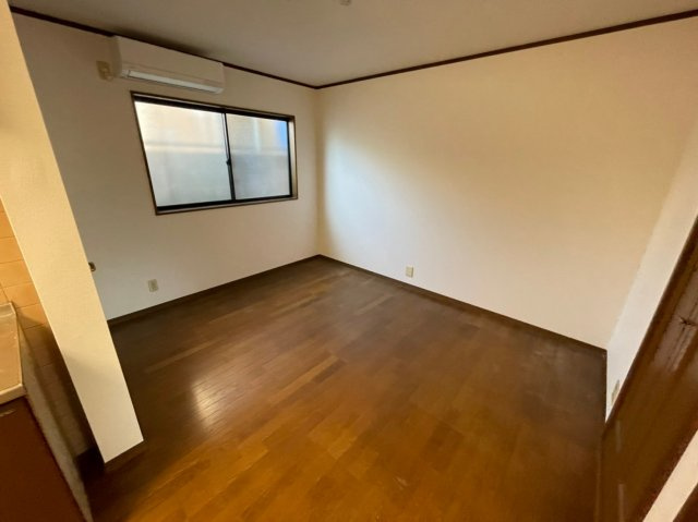 大町1丁目戸建の居間・リビング