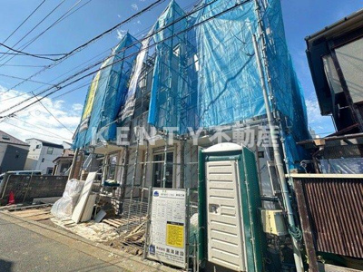 【エントランス】 | ハーミットクラブハウスピュアプレズン | 清潔なエントランスです