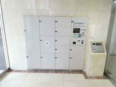 【その他共用部分】 | エスリード堺三国ヶ丘 | 宅配ボックスがあるので、不在時でも荷物が受け取れて便利ですね♪