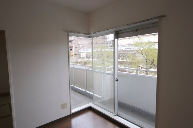 ユニーブル富雄の内装