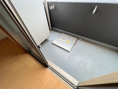 【バルコニー】 | セレニテ日本橋EST