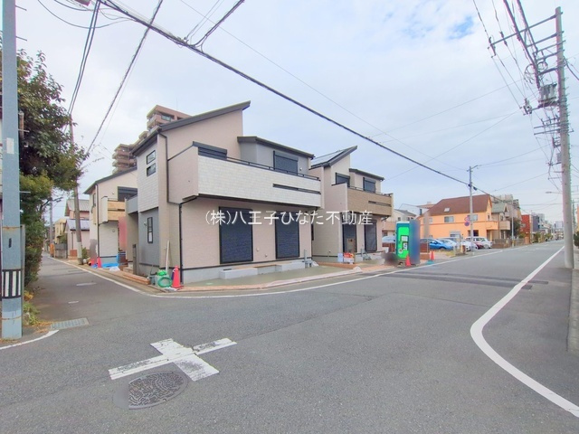 祝：成約済み　八王子市　小門町　新築戸建ての前面道路含む現地写真|～仲介手数料無料☆八王子ひなた不動産～　八王子市小門町　新築戸建て