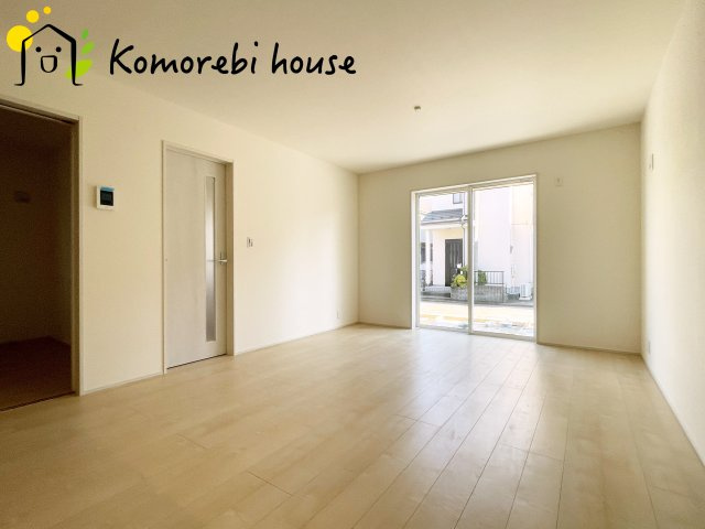 鴻巣市東　第4　新築一戸建て　リーブルガーデン　02の居間・リビング|26.1.30　撮影済み
