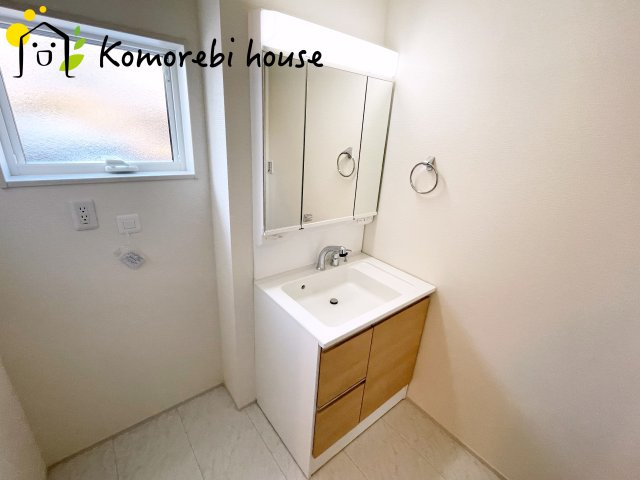 鴻巣市東　第4　新築一戸建て　リーブルガーデン　02の独立洗面台|26.1.30　撮影済み