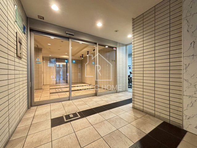 エステムコート心斎橋Ⅲエクシードのエントランス