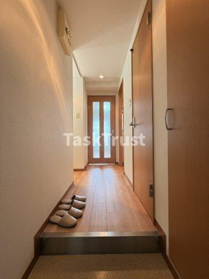 【玄関】 | イーストクレセント